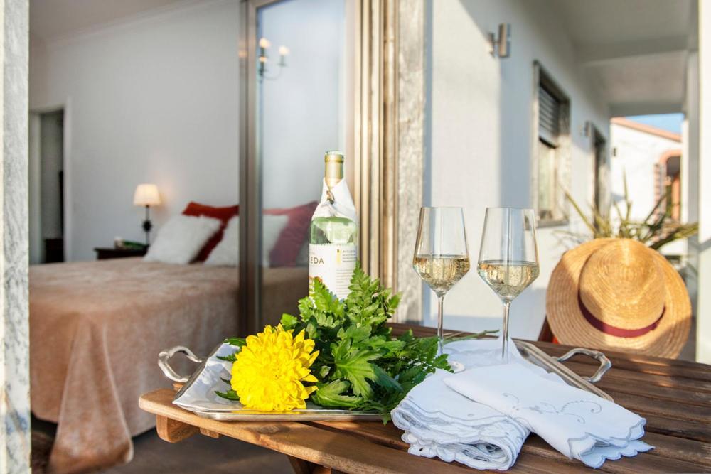 Beachouse - Surf, Bed & Breakfast Ерисейра Екстериор снимка