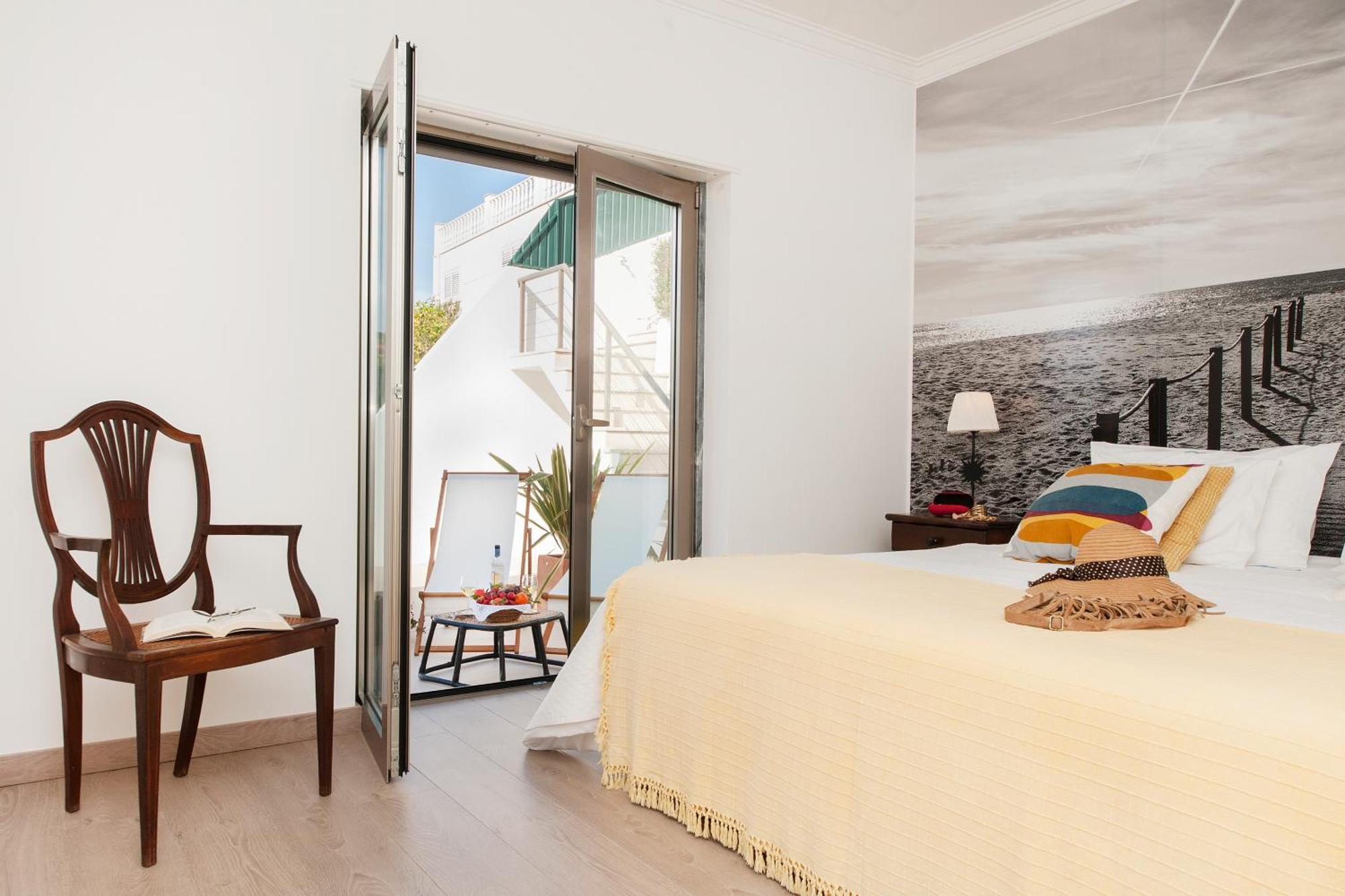Beachouse - Surf, Bed & Breakfast Ерисейра Екстериор снимка