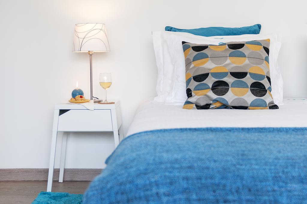 Beachouse - Surf, Bed & Breakfast Ерисейра Стая снимка